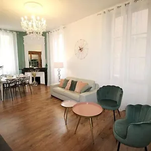 https://hypercentre.midi-pyreneeshotels.com