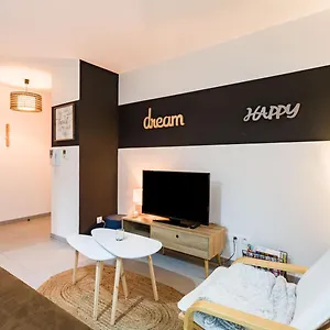 https://le-bacchus-parking-priv-1-chambre-moderne-et-tout-confort.inbrittany.com
